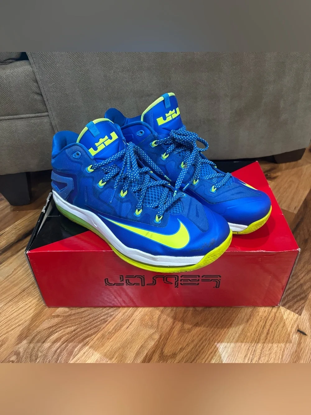 Size 12 - Nike Max LeBron 11 Low Sprite Blue W/ Box  642849-471